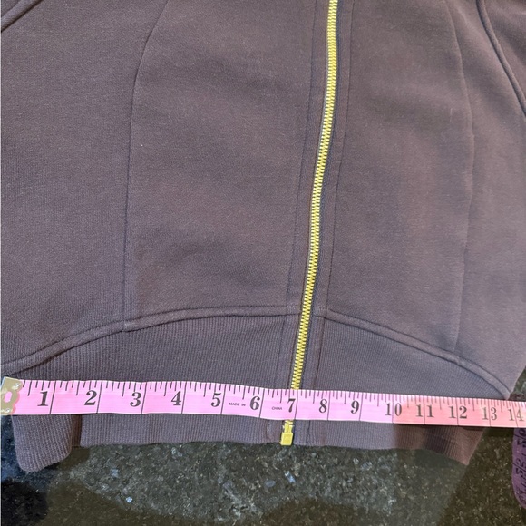 Authentic Lululemon Scuba Zip-Up cropped Hoodie espresso. - Picture 11 of 11